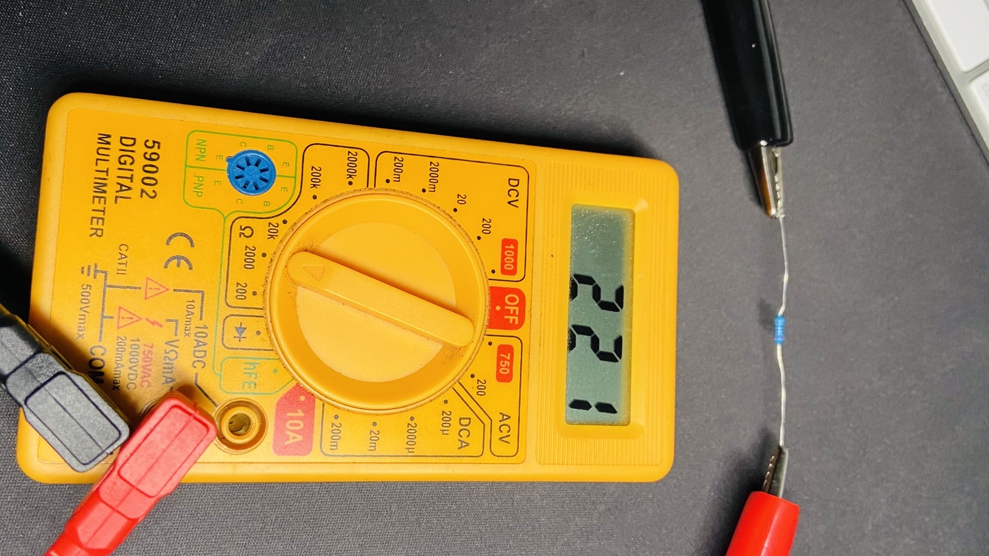 Intro Lab - How to Use an Ohmmeter to Measure Resistance