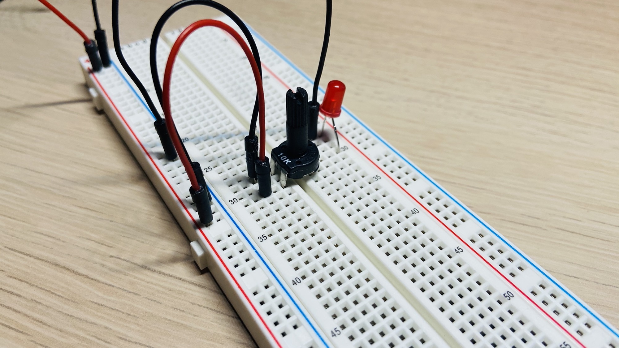 Simple LED Dimmer with Potentiometer